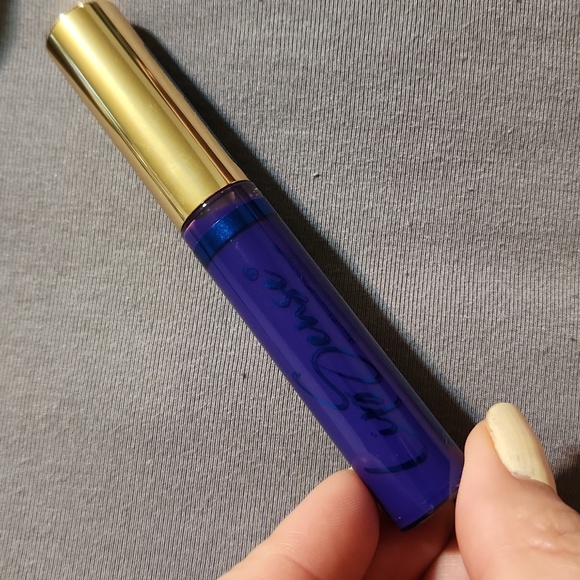 New & Sealed Senegence Lipsense Grape Gloss - Picture 3 of 4